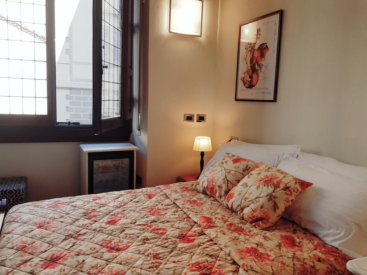 Lady Luna B&B Florence Buitenkant foto